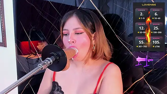 Snapshot of abby_blond_ chatting on October 2025 12:33:01 PM abby blond online show from October 2025 12:33:01 PM