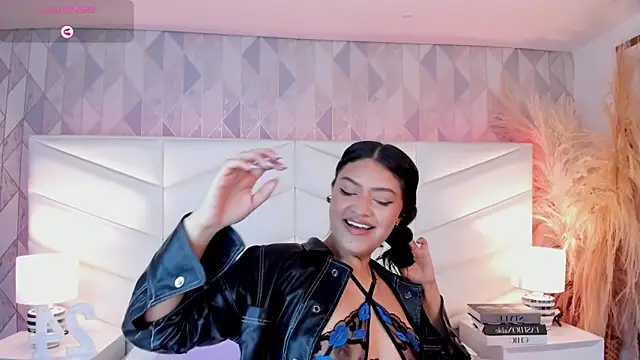 victoria   jonnes online show from September 2025 12:27:01 PM