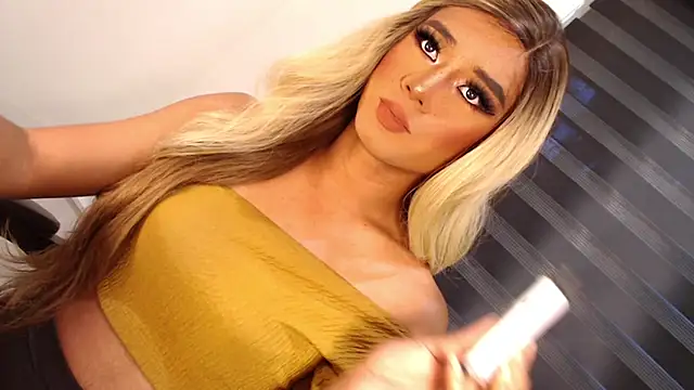 SissifyMeNow online show from December 2025 01:47:02 AM