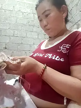 jienrrr online show from September 2025 02:10:01 PM