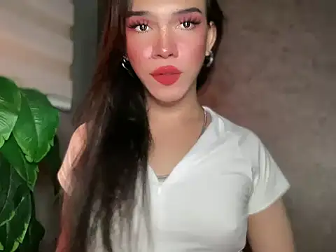 Snapshot of Misselliefayexxx chatting on May 2026 11:47:01 PM Misselliefayexxx online show from May 2026 11:47:01 PM