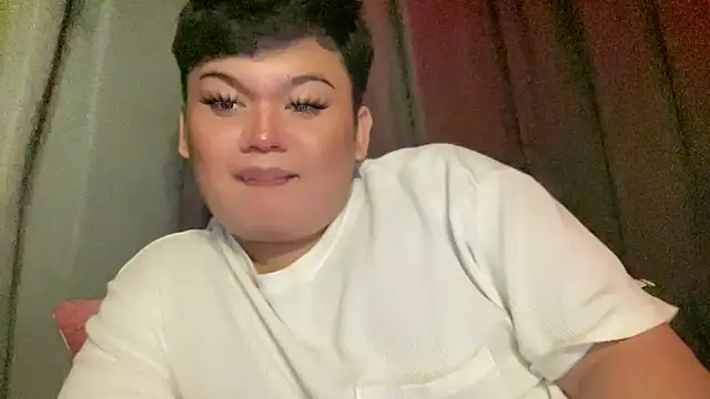 Snapshot of RedHead_Thalia chatting on January 2026 06:00:02 PM RedHead Thalia online show from January 2026 06:00:02 PM