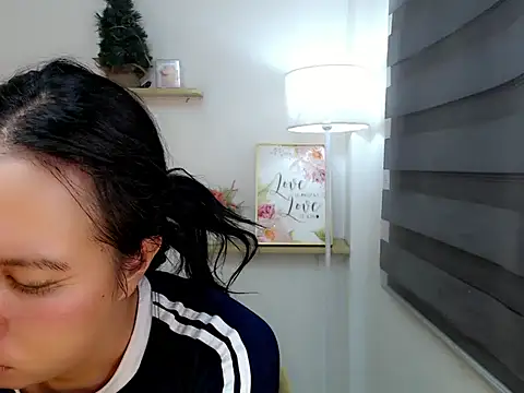 kimbratx online show from September 2025 10:36:01 PM