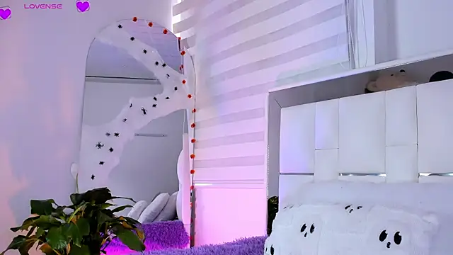 sara goddess01 online show from October 2025 07:04:02 PM