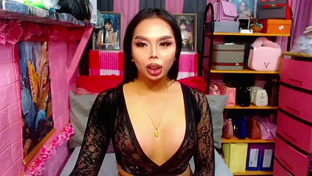 MoniqueCeleste online show from October 2025 04:14:02 PM