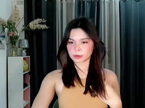 asiansmilexx online show from November 2025 03:02:01 PM