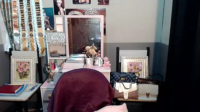 miya khali online show from November 2025 05:26:01 PM