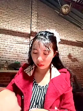 emaame68 online show from November 2025 01:33:02 AM