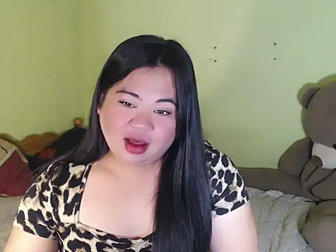 Im ur mother online show from March 2026 12:46:01 PM