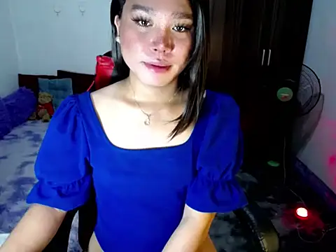 Urassiansweetcummer online show from April 2026 02:24:02 AM