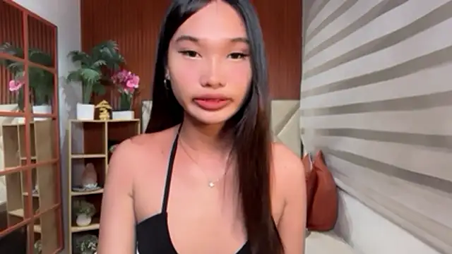 universal slutt online show from July 2026 12:07:01 AM