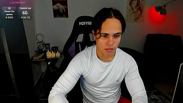 Maximiliano scoott   online show from December 2025 10:27:02 PM