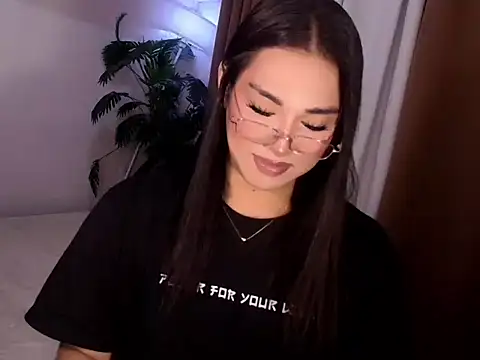 Snapshot of magnificent_kitana chatting on July 2026 10:30:02 PM magnificent kitana online show from July 2026 10:30:02 PM