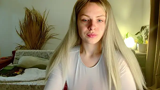 babylilly00 online show from November 2025 05:17:02 PM