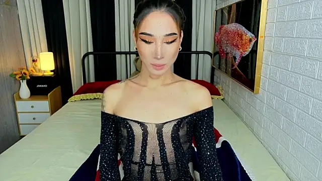 TRANSGODDESSA online show from October 2025 01:17:01 AM