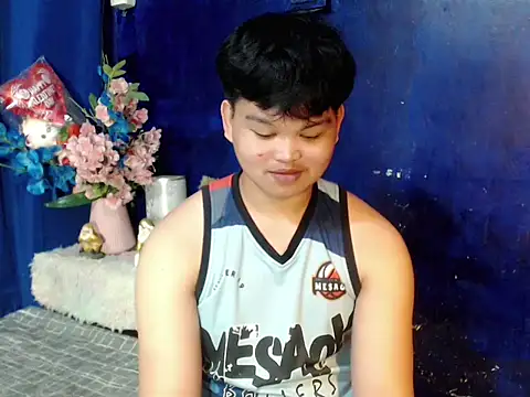 Reynelcock online show from March 2026 08:11:01 PM