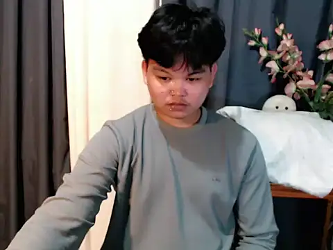 Reynelcock online show from April 2026 09:40:01 AM