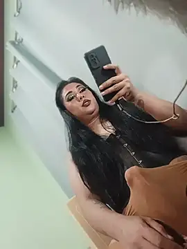 mistress loy online show from July 2026 12:34:02 AM