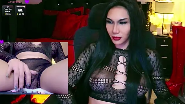 JadeScarlet LoveLace online show from June 2026 03:33:01 PM