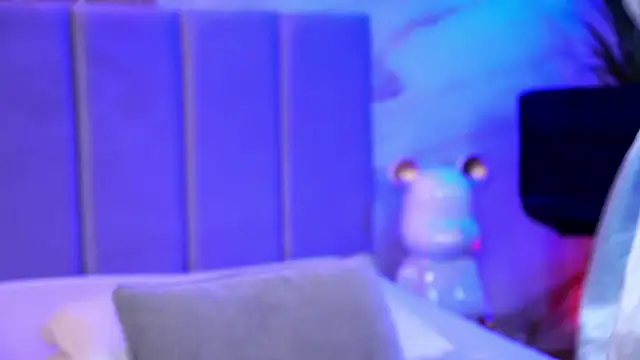 Izabellle02 online show from March 2026 08:26:33 AM