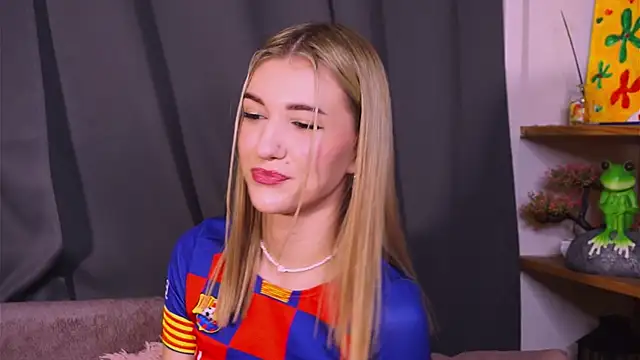 BeatrixGummer online show from September 2025 08:32:02 PM