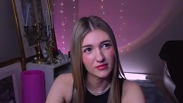 BeatrixGummer online show from November 2025 08:21:01 PM