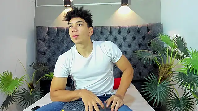 ALAN REDINGER online show from December 2025 01:49:01 PM