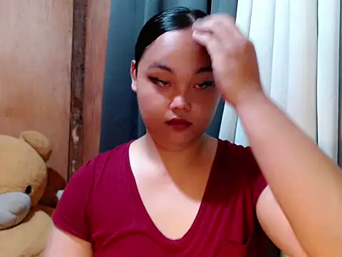  Lylia online show from February 2026 01:59:02 AM