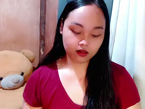  Lylia online show from February 2026 09:51:01 PM