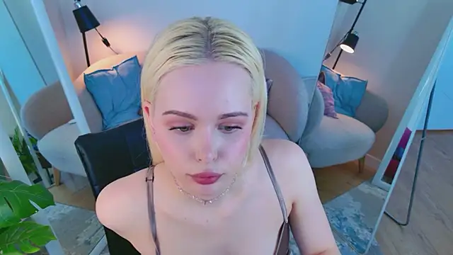 Mary Lane  online show from March 2026 09:35:01 AM