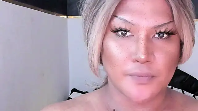 MistressDuhara online show from April 2026 10:21:02 PM