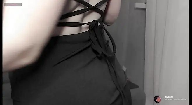 cute elfy  online show from November 2025 02:26:01 PM