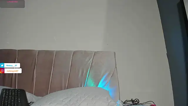 Melany  08 online show from February 2026 01:09:02 PM