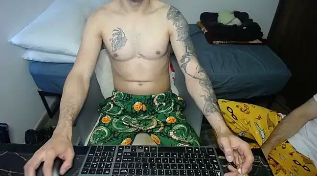 Snapshot of bossking017 chatting on January 2025 02:52:02 PM bossking017 online show from January 2025 02:52:02 PM