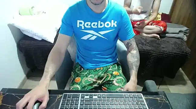 Snapshot of bossking017 chatting on January 2025 01:59:02 PM bossking017 online show from January 2025 01:59:02 PM