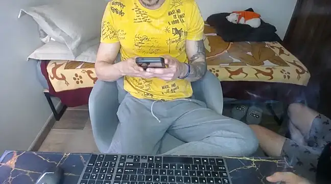 Snapshot of bossking017 chatting on March 2025 12:33:02 PM bossking017 online show from March 2025 12:33:02 PM