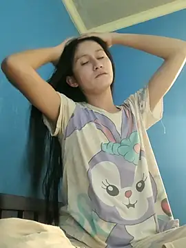 Snapshot of anne_smithe chatting on September 2025 03:30:02 AM anne smithe online show from September 2025 03:30:02 AM