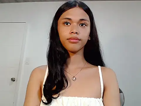 Snapshot of urcurlydiva chatting on October 2025 07:34:02 AM urcurlydiva online show from October 2025 07:34:02 AM