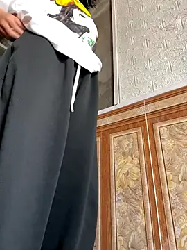 Daisy018 online show from October 2025 02:32:02 AM