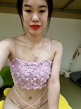 Snapshot of Baby-ladytits2025 chatting on October 2025 04:32:01 AM Baby-ladytits2025 online show from October 2025 04:32:01 AM