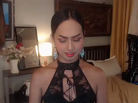 Nathalieheartt online show from December 2025 03:44:01 AM