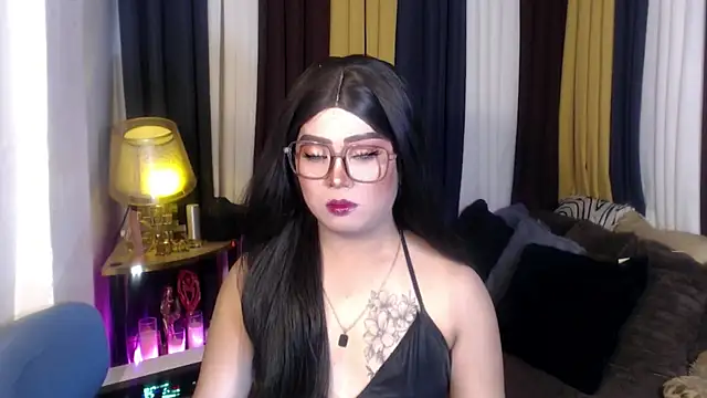 Snapshot of YourSweet-mich chatting on June 2026 03:01:02 PM YourSweet-mich online show from June 2026 03:01:02 PM