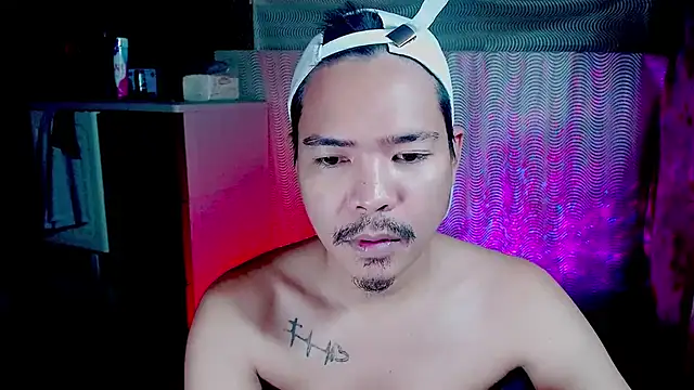 MANIACasianX online show from October 2025 10:40:02 AM