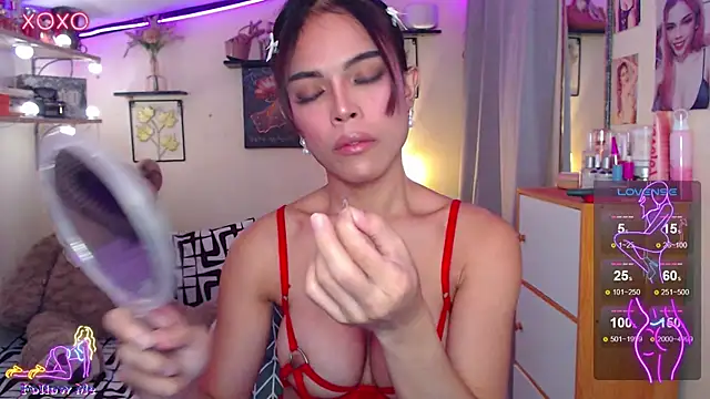 Snapshot of izabella_moore chatting on July 2026 02:07:02 AM izabella moore online show from July 2026 02:07:02 AM