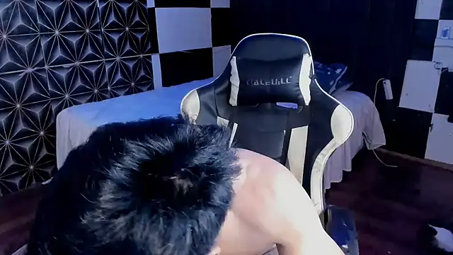 Snapshot of AsianHotBODYY chatting on October 2025 04:20:02 AM AsianHotBODYY online show from October 2025 04:20:02 AM