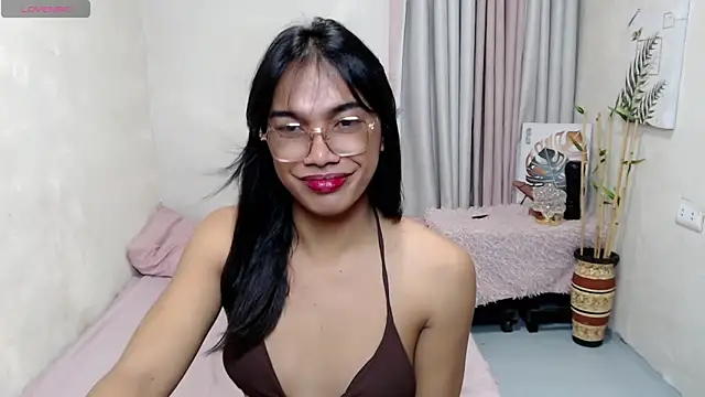 Snapshot of Herbielustts chatting on June 2026 01:39:02 PM Herbielustts online show from June 2026 01:39:02 PM