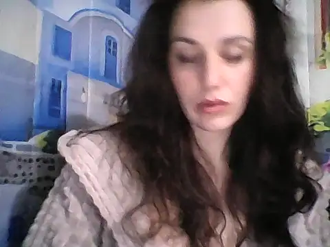 Snapshot of Qinini chatting on February 2026 09:07:01 PM Qinini online show from February 2026 09:07:01 PM