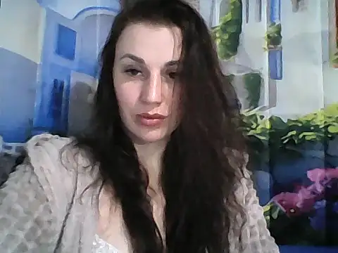 Snapshot of Qinini chatting on February 2026 09:49:01 PM Qinini online show from February 2026 09:49:01 PM