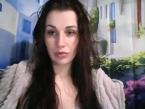 Snapshot of Qinini chatting on February 2026 08:18:01 PM Qinini online show from February 2026 08:18:01 PM