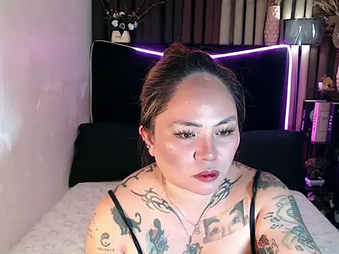 Snapshot of EstellaStarXxx chatting on June 2026 04:44:01 PM EstellaStarXxx online show from June 2026 04:44:01 PM